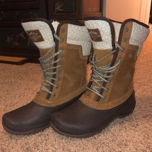 THE NORTH FACE SHELLISTA II MID WINTER BOOTS